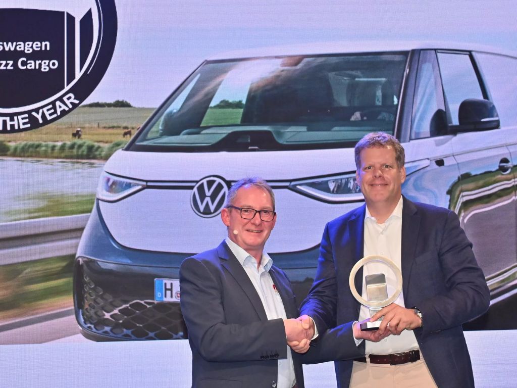 Volkswagen ID. Buzz Cargo nagrodzony tytułem “International Van of the Year 2023”